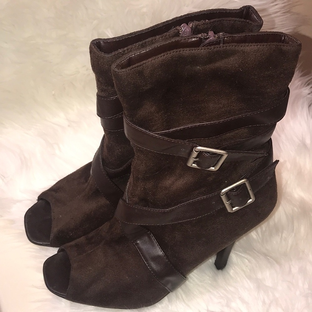 Chocolate 🍫 Booties
